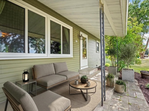 212 North, DURAND, Illinois 61024, 2 Bedrooms Bedrooms, ,2 BathroomsBathrooms,House,For Sale,North,202604585