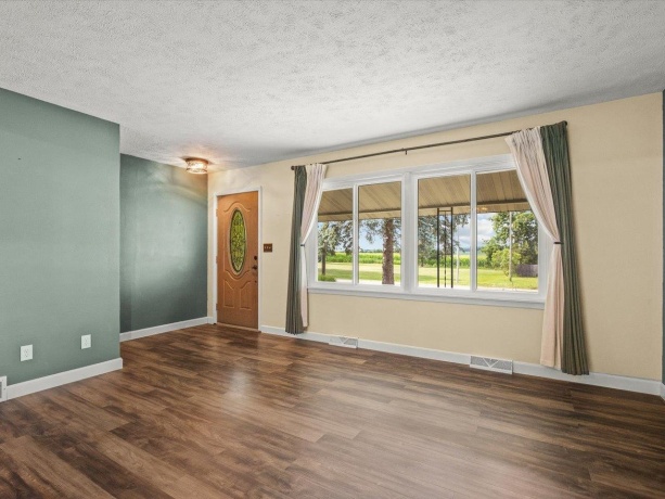 212 North, DURAND, Illinois 61024, 2 Bedrooms Bedrooms, ,2 BathroomsBathrooms,House,For Sale,North,202604585