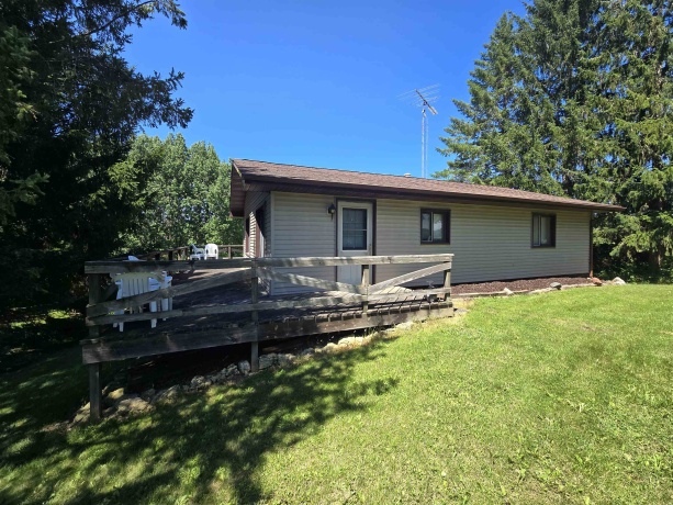 11A51 Fairway, APPLE RIVER, Illinois 61001, 3 Bedrooms Bedrooms, ,2 BathroomsBathrooms,House,For Sale,Fairway,202604590