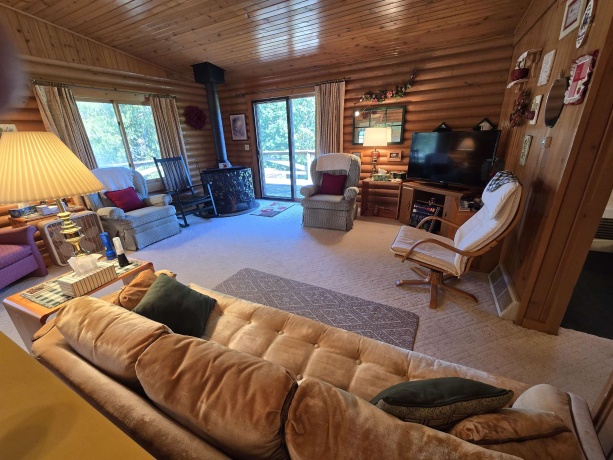 11A51 Fairway, APPLE RIVER, Illinois 61001, 3 Bedrooms Bedrooms, ,2 BathroomsBathrooms,House,For Sale,Fairway,202604590