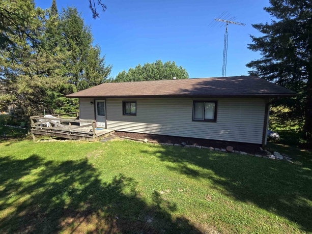 11A51 Fairway, APPLE RIVER, Illinois 61001, 3 Bedrooms Bedrooms, ,2 BathroomsBathrooms,House,For Sale,Fairway,202604590