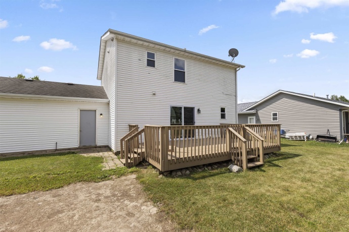 3122 Chanters, ROCKFORD, Illinois 61109, 3 Bedrooms Bedrooms, ,2 BathroomsBathrooms,House,For Sale,Chanters,202604591