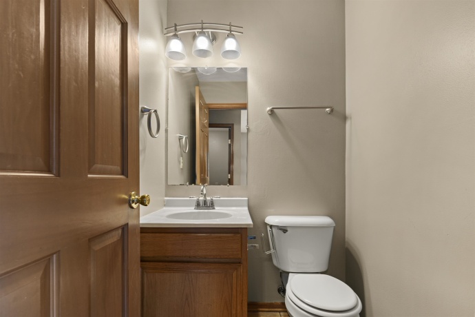 3122 Chanters, ROCKFORD, Illinois 61109, 3 Bedrooms Bedrooms, ,2 BathroomsBathrooms,House,For Sale,Chanters,202604591