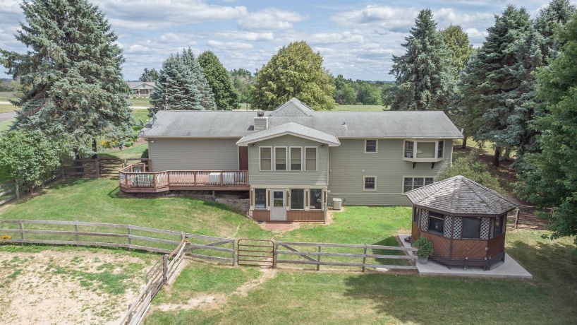 28-70 Lake Carroll, LAKE CARROLL, Illinois 61046, 4 Bedrooms Bedrooms, ,3 BathroomsBathrooms,House,For Sale,Lake Carroll,202604592