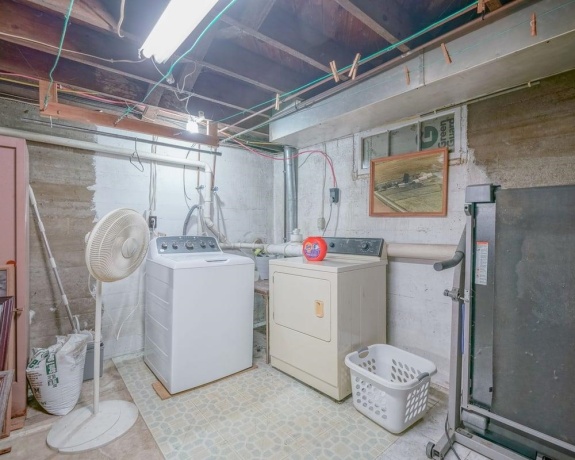 204 Elkhorn, POLO, Illinois 61064, 1 Bedroom Bedrooms, ,1 BathroomBathrooms,House,For Sale,Elkhorn,202604596