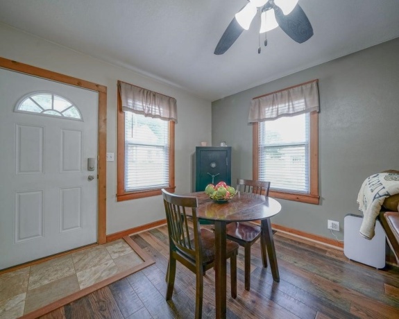 204 Elkhorn, POLO, Illinois 61064, 1 Bedroom Bedrooms, ,1 BathroomBathrooms,House,For Sale,Elkhorn,202604596