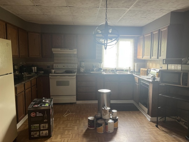 202 Lincoln, MOUNT CARROLL, Illinois 61053, 3 Bedrooms Bedrooms, ,2 BathroomsBathrooms,House,For Sale,Lincoln,202604600