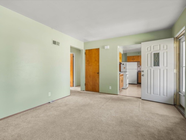 133 Park, FREEPORT, Illinois 61032, 2 Bedrooms Bedrooms, ,1 BathroomBathrooms,House,For Sale,Park,202604601