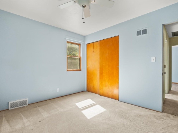 133 Park, FREEPORT, Illinois 61032, 2 Bedrooms Bedrooms, ,1 BathroomBathrooms,House,For Sale,Park,202604601