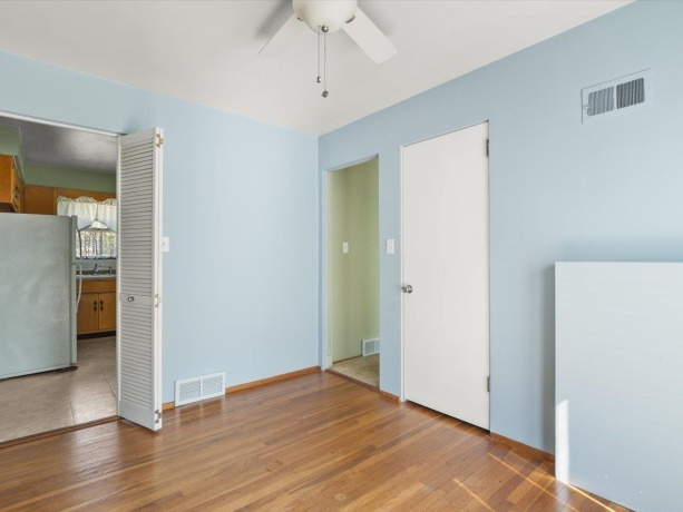 133 Park, FREEPORT, Illinois 61032, 2 Bedrooms Bedrooms, ,1 BathroomBathrooms,House,For Sale,Park,202604601
