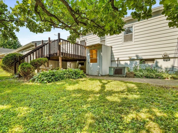 133 Park, FREEPORT, Illinois 61032, 2 Bedrooms Bedrooms, ,1 BathroomBathrooms,House,For Sale,Park,202604601