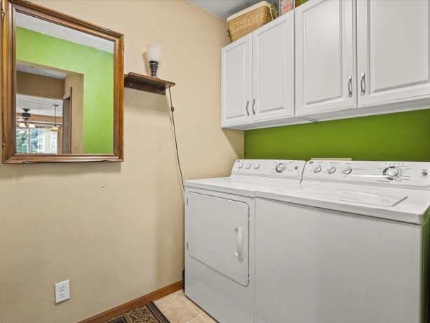 15635 Taylor, SOUTH BELOIT, Illinois 61080, 3 Bedrooms Bedrooms, ,2 BathroomsBathrooms,House,For Sale,Taylor,202604602