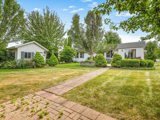 15635 Taylor, SOUTH BELOIT, Illinois 61080, 3 Bedrooms Bedrooms, ,2 BathroomsBathrooms,House,For Sale,Taylor,202604602