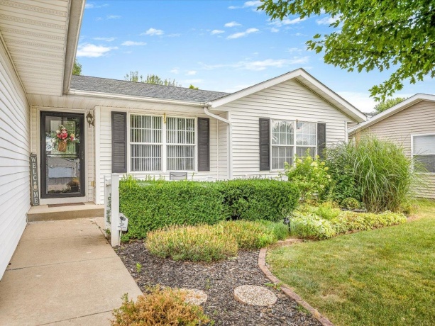 15635 Taylor, SOUTH BELOIT, Illinois 61080, 3 Bedrooms Bedrooms, ,2 BathroomsBathrooms,House,For Sale,Taylor,202604602
