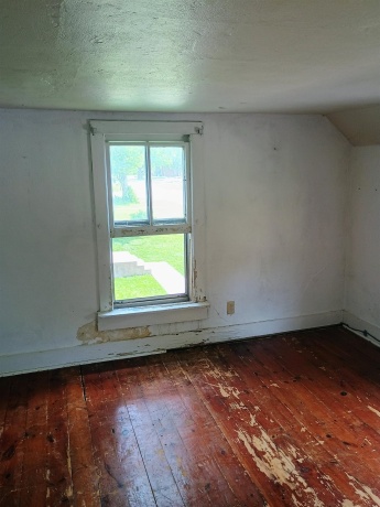 213 West Chapel Street, ROCKTON, Illinois 61072, 2 Bedrooms Bedrooms, ,1 BathroomBathrooms,House,For Sale,West Chapel Street,202604604