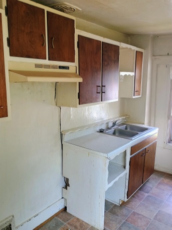 213 West Chapel Street, ROCKTON, Illinois 61072, 2 Bedrooms Bedrooms, ,1 BathroomBathrooms,House,For Sale,West Chapel Street,202604604