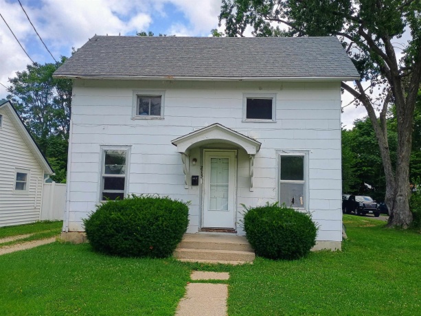 213 West Chapel Street, ROCKTON, Illinois 61072, 2 Bedrooms Bedrooms, ,1 BathroomBathrooms,House,For Sale,West Chapel Street,202604604