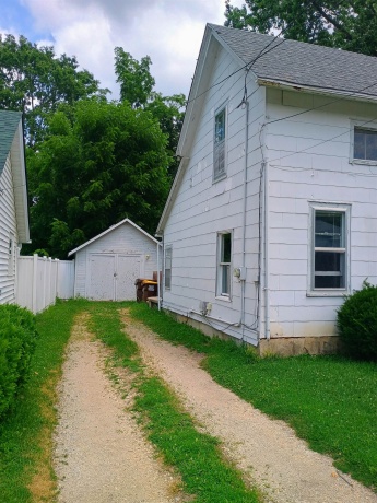 213 West Chapel Street, ROCKTON, Illinois 61072, 2 Bedrooms Bedrooms, ,1 BathroomBathrooms,House,For Sale,West Chapel Street,202604604