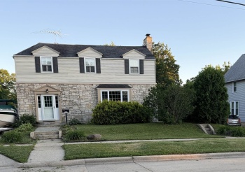 915 Julien, BELVIDERE, Illinois 61008, 3 Bedrooms Bedrooms, ,2 BathroomsBathrooms,House,For Sale,Julien,202604226