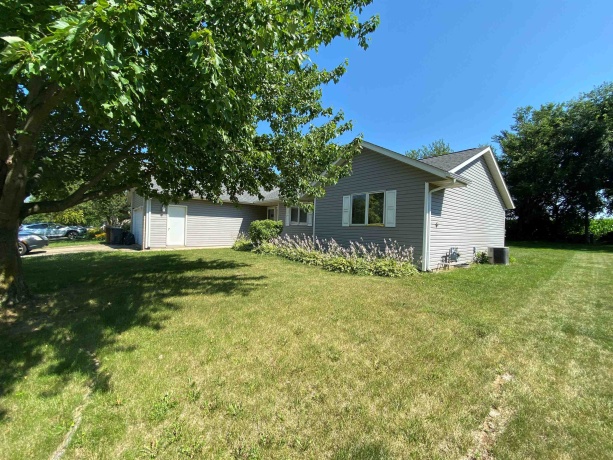 501 Hawkins, WINNEBAGO, Illinois 61088, 3 Bedrooms Bedrooms, ,2 BathroomsBathrooms,House,For Sale,Hawkins,202604605