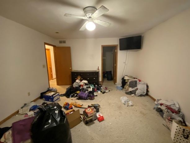 501 Hawkins, WINNEBAGO, Illinois 61088, 3 Bedrooms Bedrooms, ,2 BathroomsBathrooms,House,For Sale,Hawkins,202604605