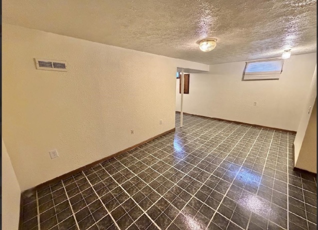 525 Rockton, ROCKFORD, Illinois 61103, 3 Bedrooms Bedrooms, ,1 BathroomBathrooms,House,For Sale,Rockton,202604607