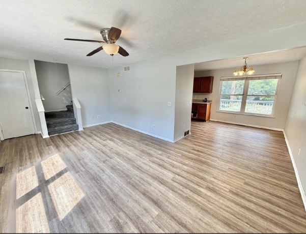 525 Rockton, ROCKFORD, Illinois 61103, 3 Bedrooms Bedrooms, ,1 BathroomBathrooms,House,For Sale,Rockton,202604607