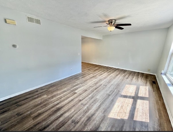 525 Rockton, ROCKFORD, Illinois 61103, 3 Bedrooms Bedrooms, ,1 BathroomBathrooms,House,For Sale,Rockton,202604607