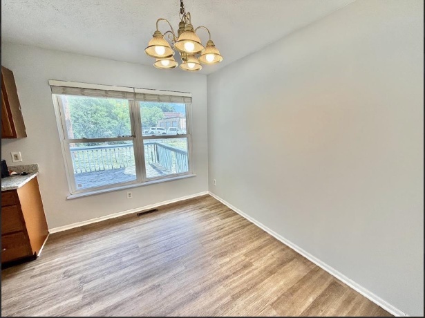 525 Rockton, ROCKFORD, Illinois 61103, 3 Bedrooms Bedrooms, ,1 BathroomBathrooms,House,For Sale,Rockton,202604607