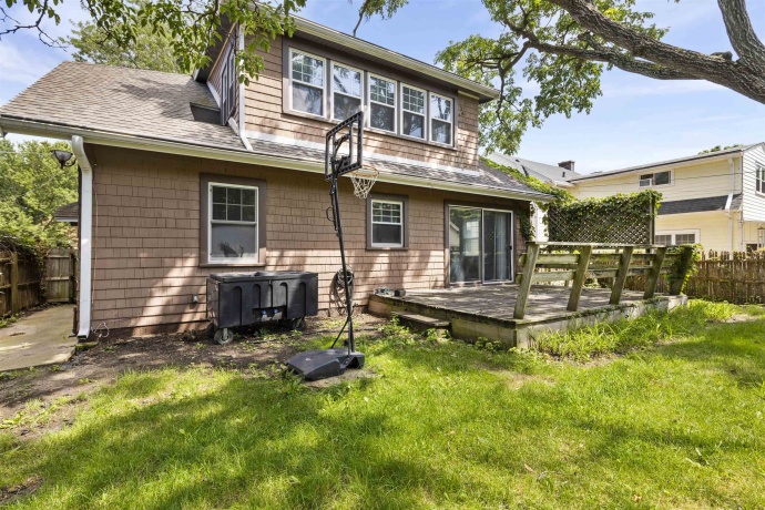 1812 Huffman, ROCKFORD, Illinois 61101, 3 Bedrooms Bedrooms, ,2 BathroomsBathrooms,House,For Sale,Huffman,202604608