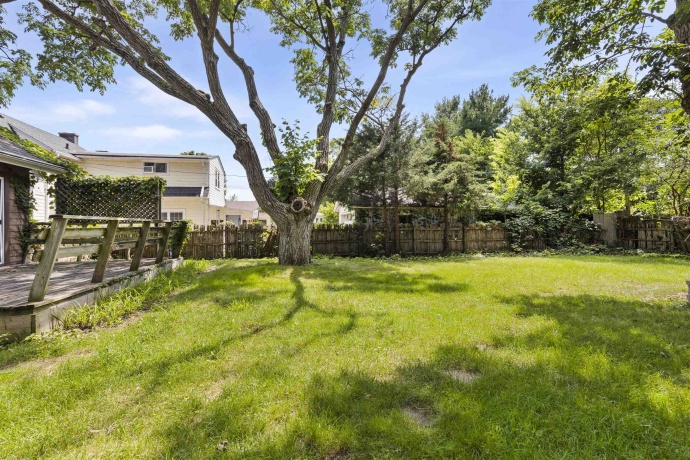 1812 Huffman, ROCKFORD, Illinois 61101, 3 Bedrooms Bedrooms, ,2 BathroomsBathrooms,House,For Sale,Huffman,202604608