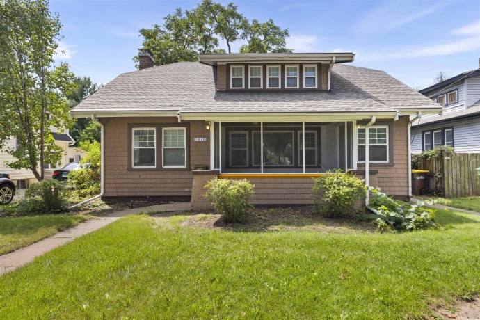 1812 Huffman, ROCKFORD, Illinois 61101, 3 Bedrooms Bedrooms, ,2 BathroomsBathrooms,House,For Sale,Huffman,202604608