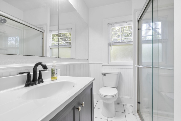 1812 Huffman, ROCKFORD, Illinois 61101, 3 Bedrooms Bedrooms, ,2 BathroomsBathrooms,House,For Sale,Huffman,202604608