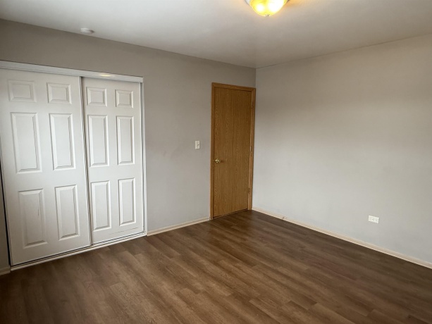 1020 9th, HARVARD, Illinois 60033, ,3 - 4 Units,For Sale,9th,202604609