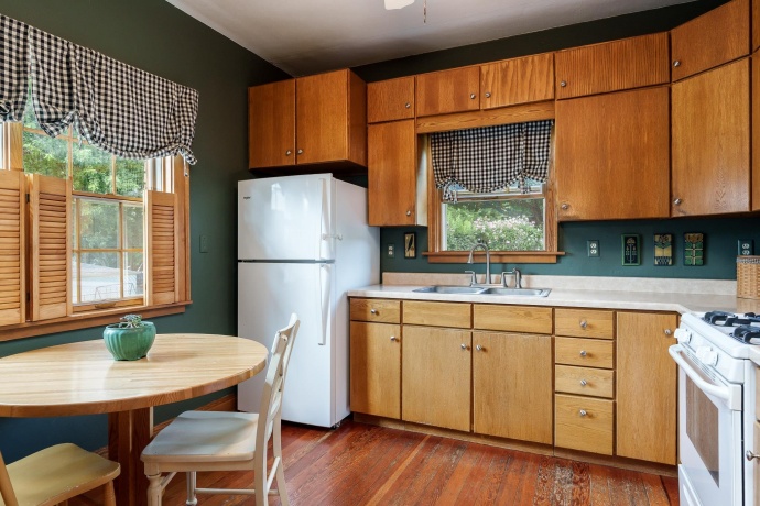 626 SMITH, ROCKFORD, Illinois 61107, 2 Bedrooms Bedrooms, ,1 BathroomBathrooms,House,For Sale,SMITH,202604611