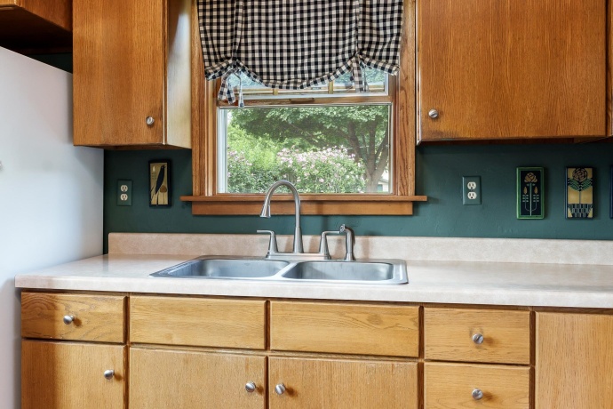 626 SMITH, ROCKFORD, Illinois 61107, 2 Bedrooms Bedrooms, ,1 BathroomBathrooms,House,For Sale,SMITH,202604611