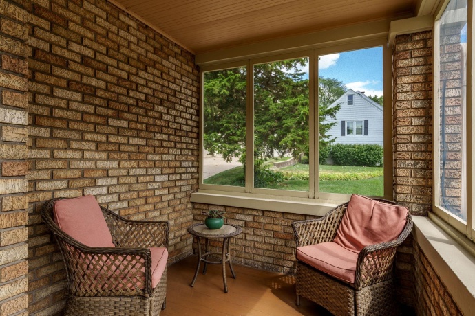 626 SMITH, ROCKFORD, Illinois 61107, 2 Bedrooms Bedrooms, ,1 BathroomBathrooms,House,For Sale,SMITH,202604611