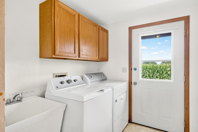 7772 KELLY, RIDOTT, Illinois 61067, 2 Bedrooms Bedrooms, ,2 BathroomsBathrooms,House,For Sale,KELLY,202604616