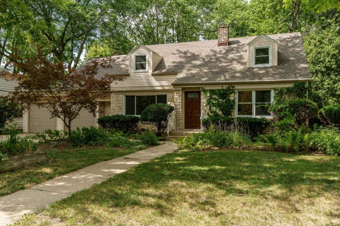 2916 Rural, ROCKFORD, Illinois 61107, 5 Bedrooms Bedrooms, ,2 BathroomsBathrooms,House,For Sale,Rural,202604621