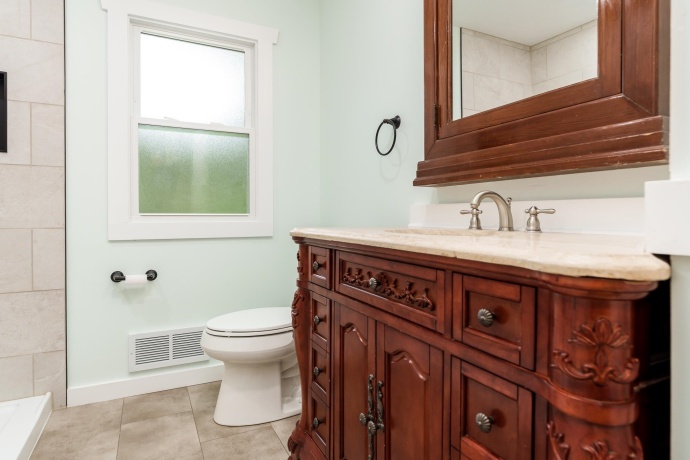 2916 Rural, ROCKFORD, Illinois 61107, 5 Bedrooms Bedrooms, ,2 BathroomsBathrooms,House,For Sale,Rural,202604621