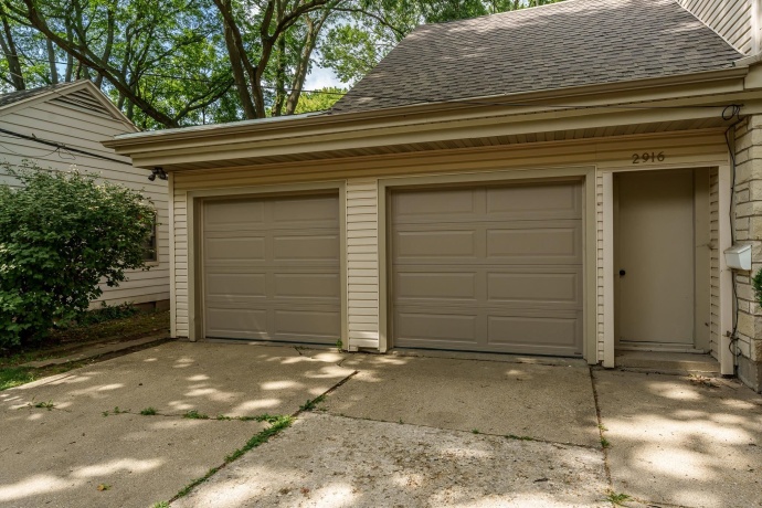 2916 Rural, ROCKFORD, Illinois 61107, 5 Bedrooms Bedrooms, ,2 BathroomsBathrooms,House,For Sale,Rural,202604621