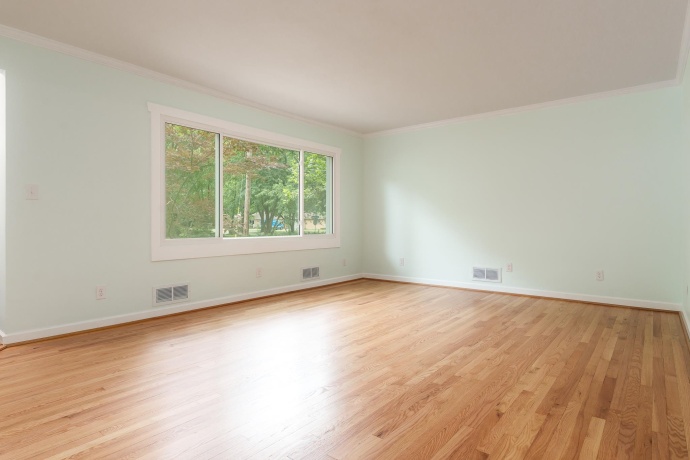 2916 Rural, ROCKFORD, Illinois 61107, 5 Bedrooms Bedrooms, ,2 BathroomsBathrooms,House,For Sale,Rural,202604621