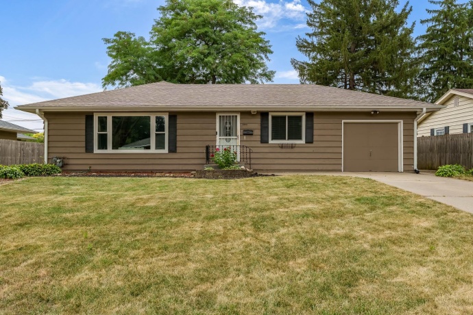 1811 RANDOLPH, ROCKFORD, Illinois 61103, 3 Bedrooms Bedrooms, ,1 BathroomBathrooms,House,For Sale,RANDOLPH,202604623
