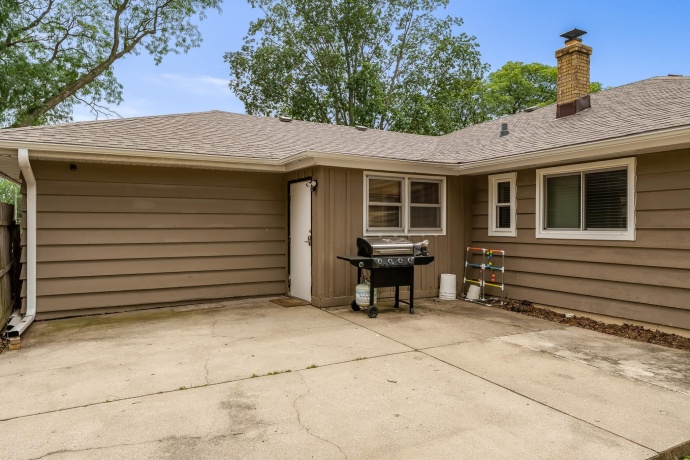 1811 RANDOLPH, ROCKFORD, Illinois 61103, 3 Bedrooms Bedrooms, ,1 BathroomBathrooms,House,For Sale,RANDOLPH,202604623