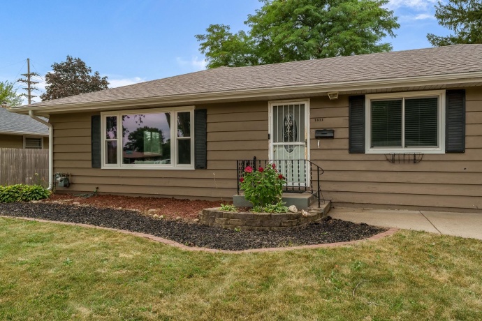 1811 RANDOLPH, ROCKFORD, Illinois 61103, 3 Bedrooms Bedrooms, ,1 BathroomBathrooms,House,For Sale,RANDOLPH,202604623
