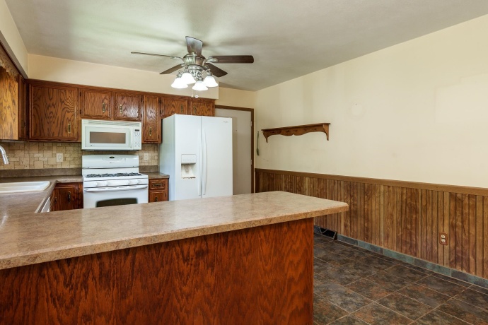 4315 ROCKTON, ROCKTON, Illinois 61072, 3 Bedrooms Bedrooms, ,2 BathroomsBathrooms,House,For Sale,ROCKTON,202604624