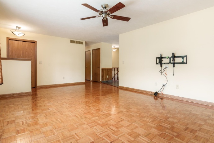 4315 ROCKTON, ROCKTON, Illinois 61072, 3 Bedrooms Bedrooms, ,2 BathroomsBathrooms,House,For Sale,ROCKTON,202604624