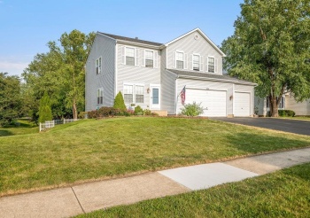 305 Greenbriar, POPLAR GROVE, Illinois 61065, 4 Bedrooms Bedrooms, ,2 BathroomsBathrooms,House,For Sale,Greenbriar,202604625