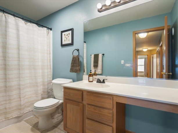305 Greenbriar, POPLAR GROVE, Illinois 61065, 4 Bedrooms Bedrooms, ,2 BathroomsBathrooms,House,For Sale,Greenbriar,202604625