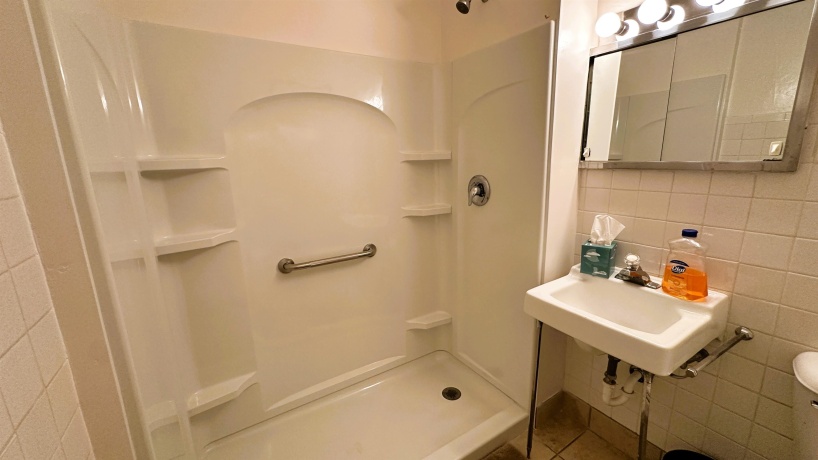 1621 Latham, ROCKFORD, Illinois 61103, 2 Bedrooms Bedrooms, ,1 BathroomBathrooms,House,For Sale,Latham,202604626